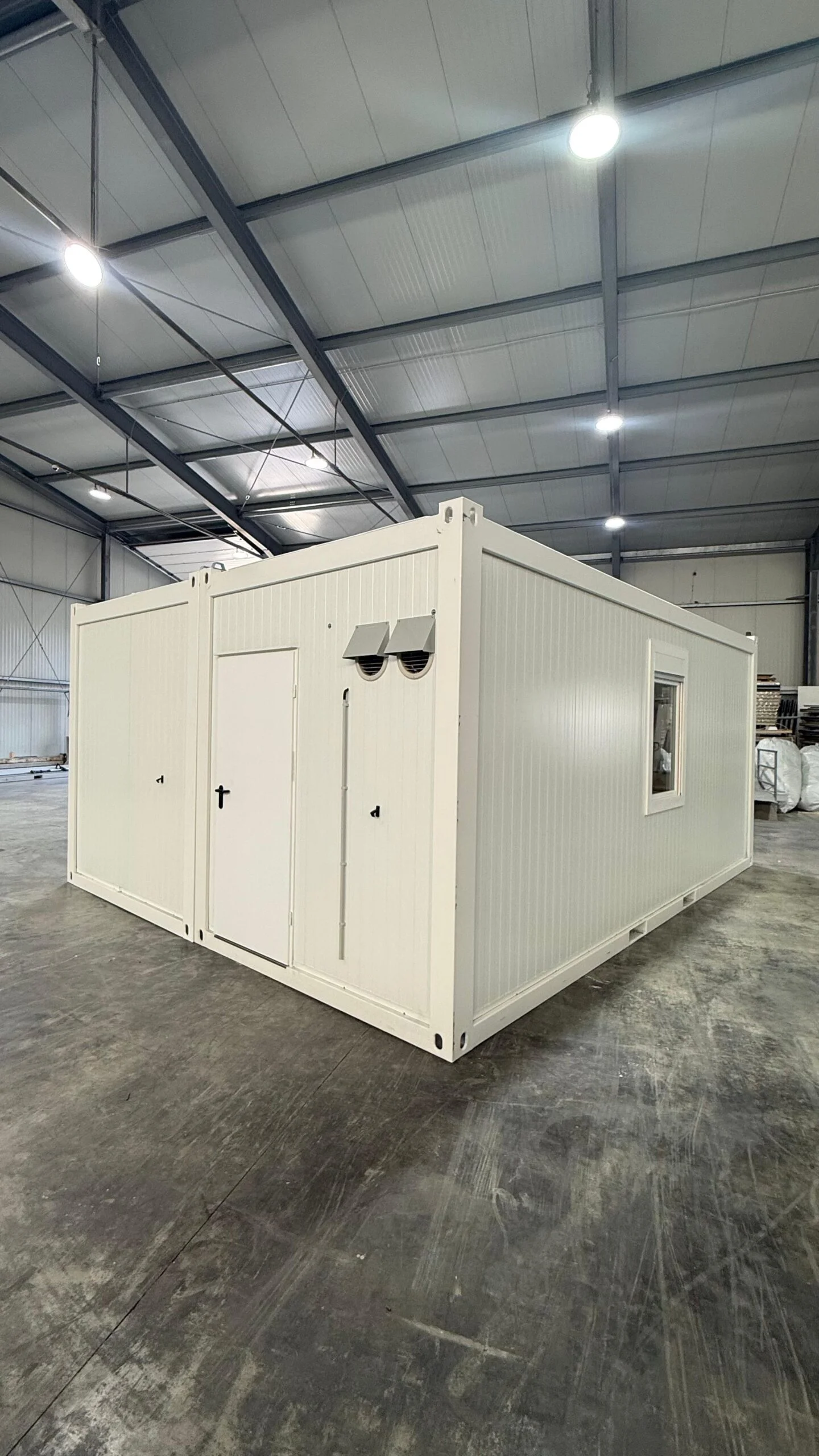 Duo-Büroanlage – Zwei neue 20-Fuß-Bürocontainer
